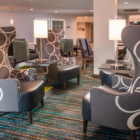 Residence Inn Фредерик Экстерьер фото