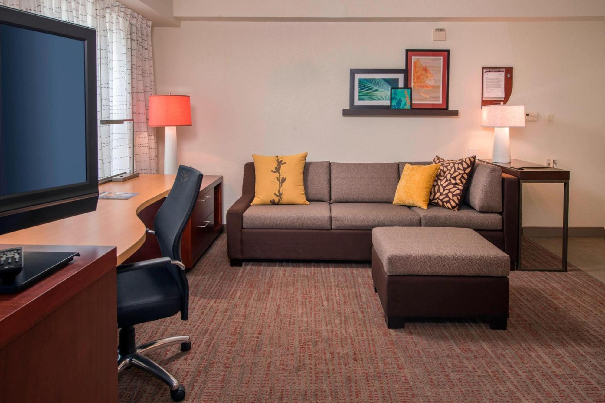 Residence Inn Фредерик Экстерьер фото