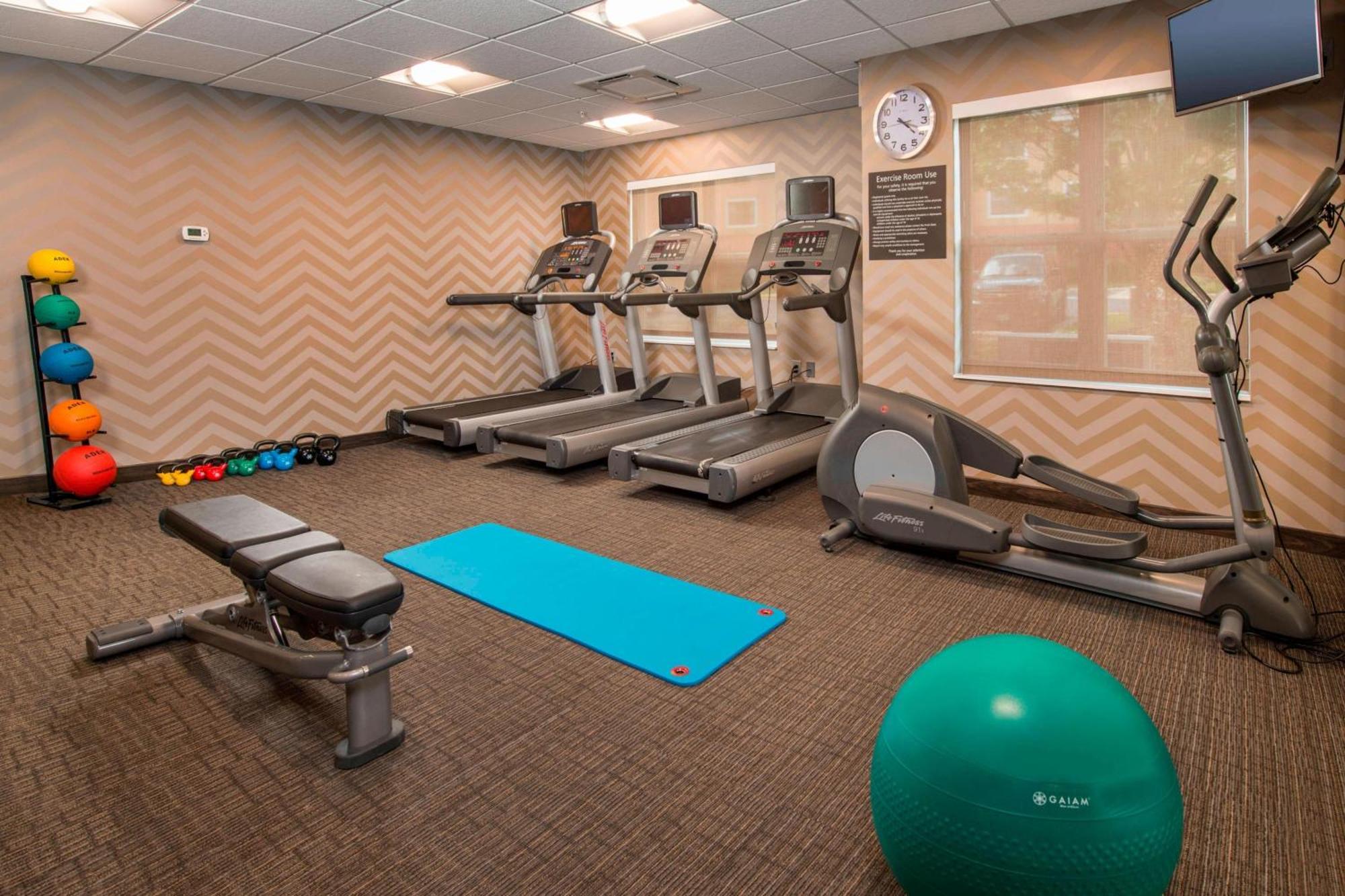 Residence Inn Фредерик Экстерьер фото