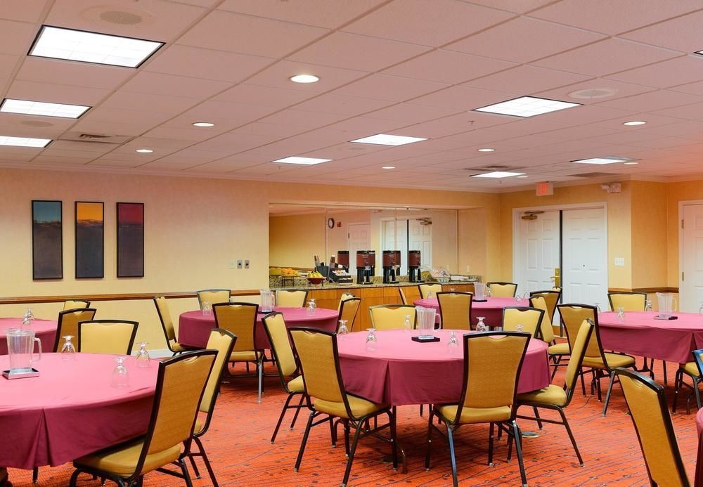 Residence Inn Фредерик Экстерьер фото