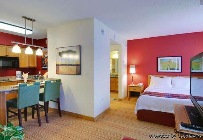 Residence Inn Фредерик Экстерьер фото